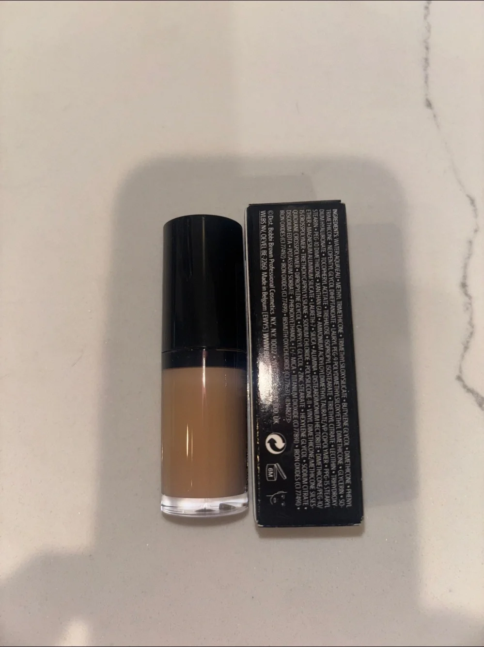 Bobbi Brown Concealer Stick Honey Shade 2 ml